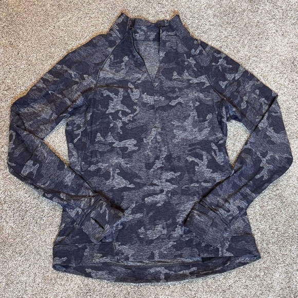 LULULEMON Outrun the Elements 1/2 Zip, Incognito Camo HTR Black, size 12 - Picture 3 of 5